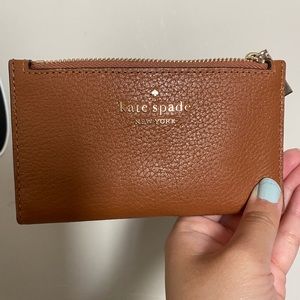 Like New Kate Spade Morgan Small Slim Bifold Wallet